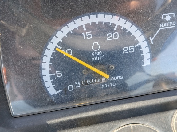 2008 John-Deere 2520