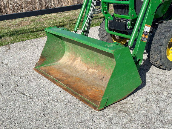 2008 John-Deere 2520