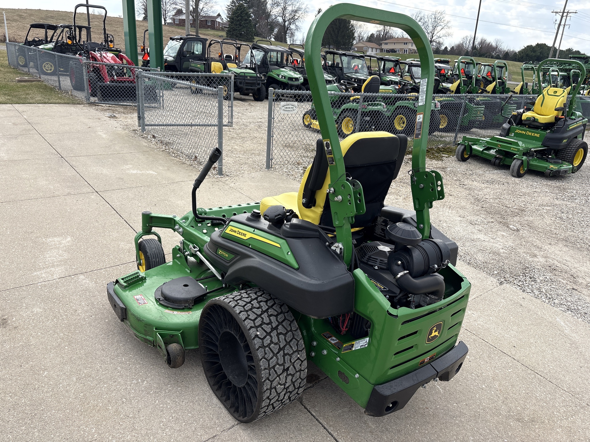  2025 John Deere Z970R at Heritage Tractor in Geneseo, IL