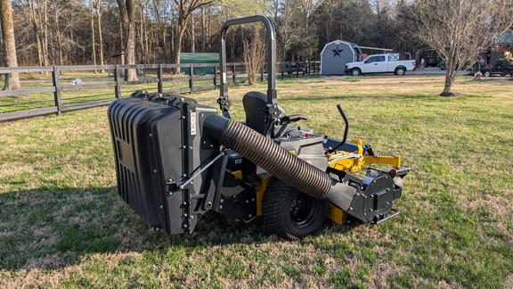 2023 Hustler X-One 940072