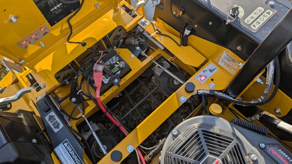 2023 Hustler X-One 940072