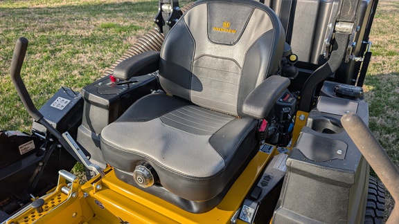 2023 Hustler X-One 940072