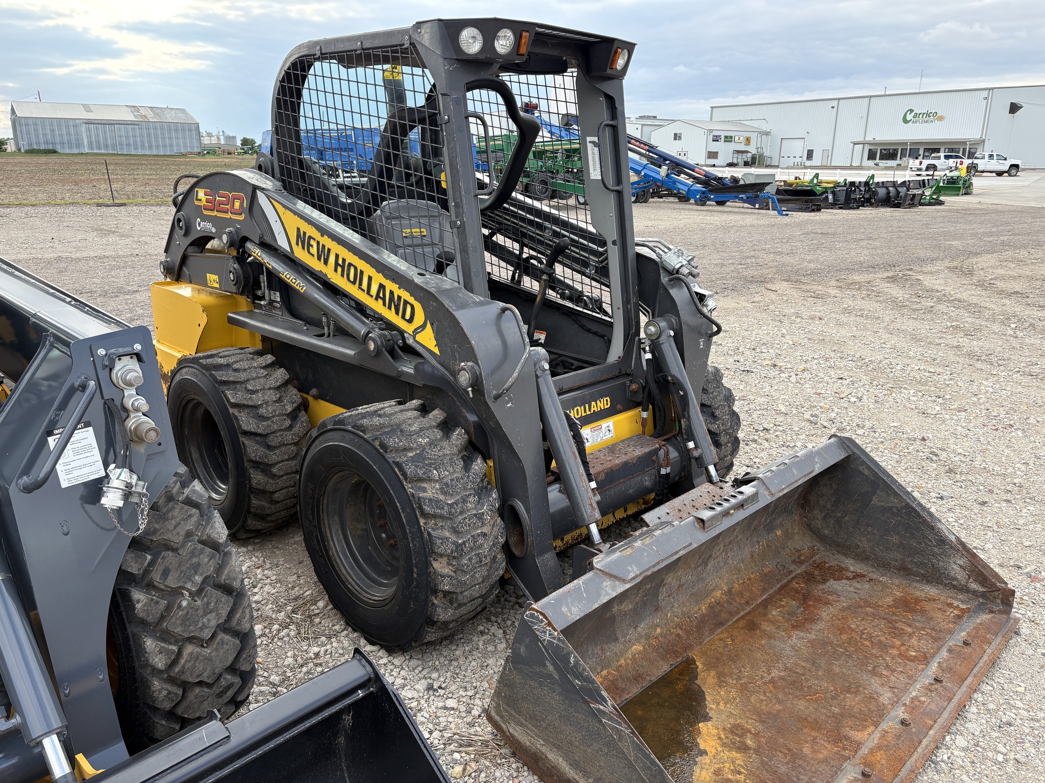 2021 New Holland L320 Image 4