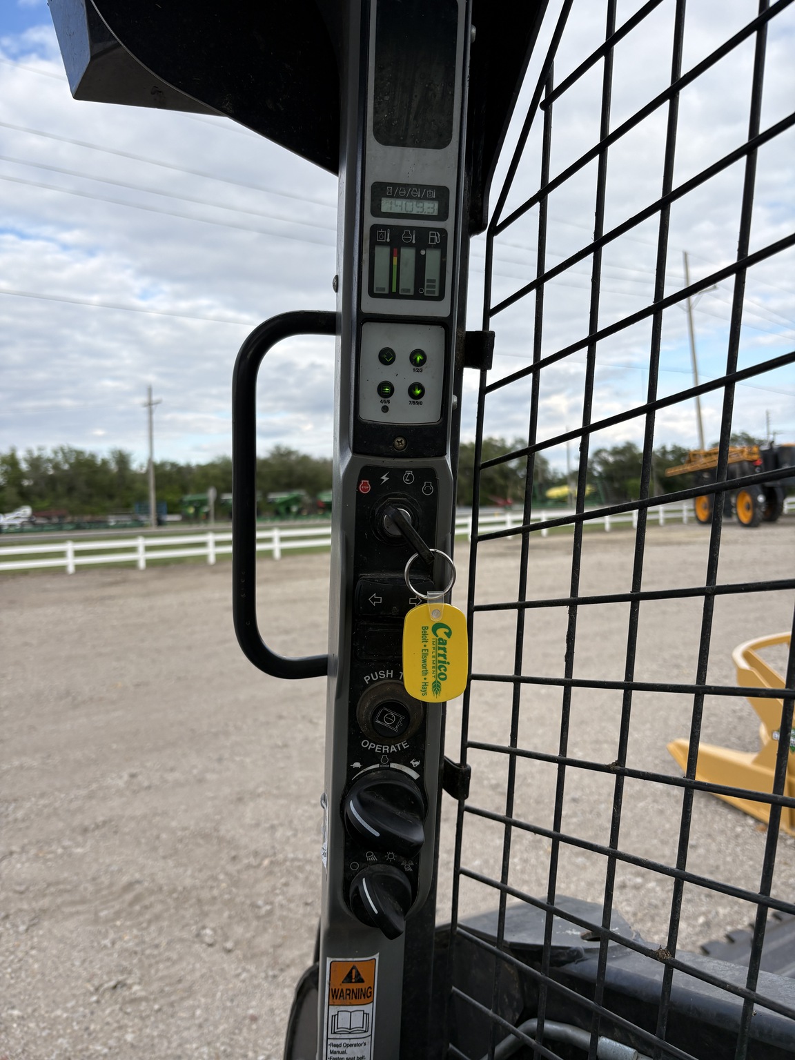 2021 New Holland L320 Image 10