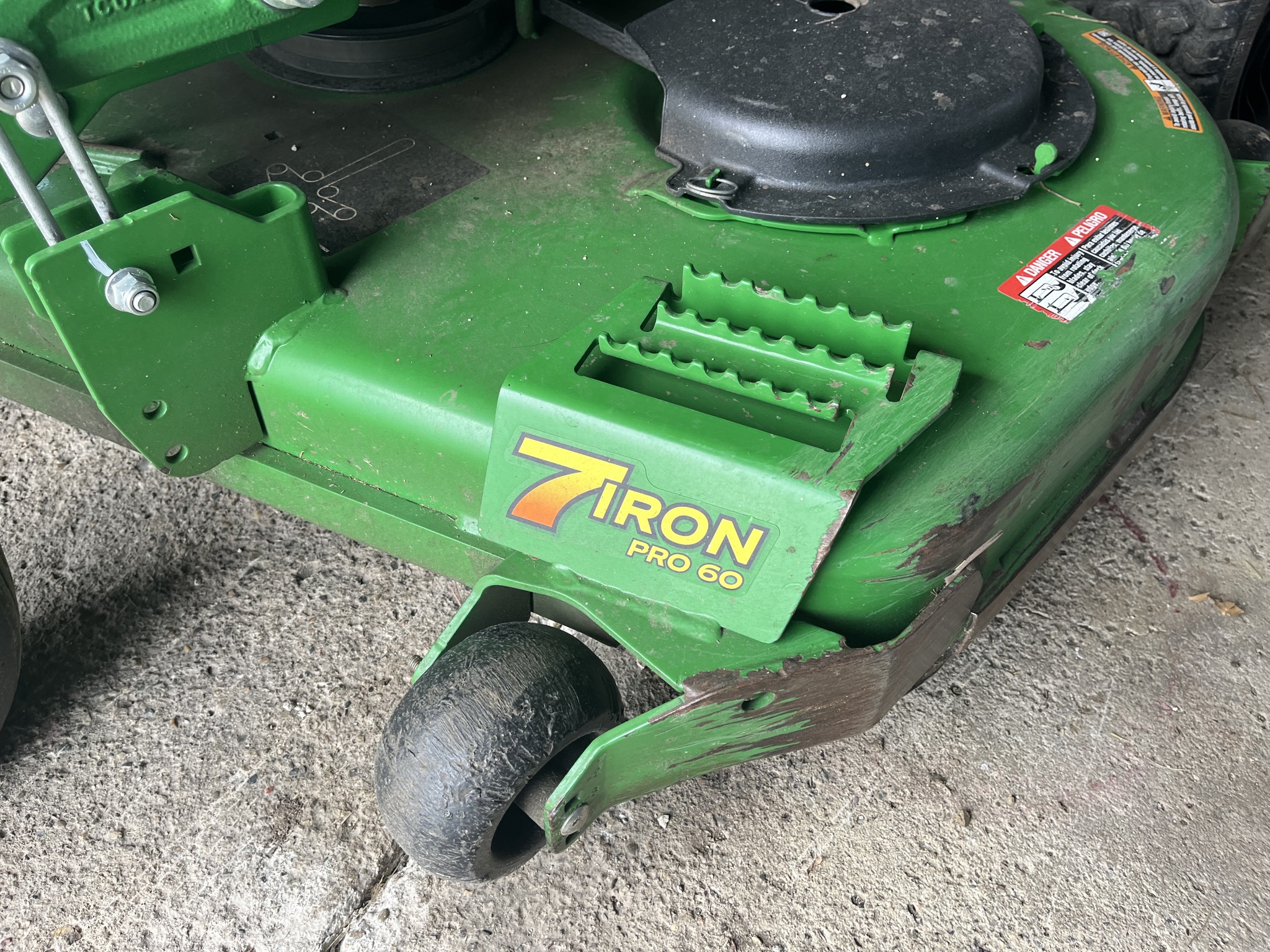 2020 John Deere Z930M Image 3