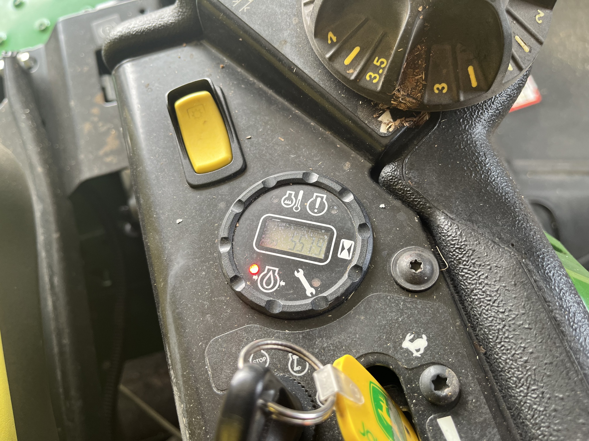 2020 John Deere Z930M Image 10