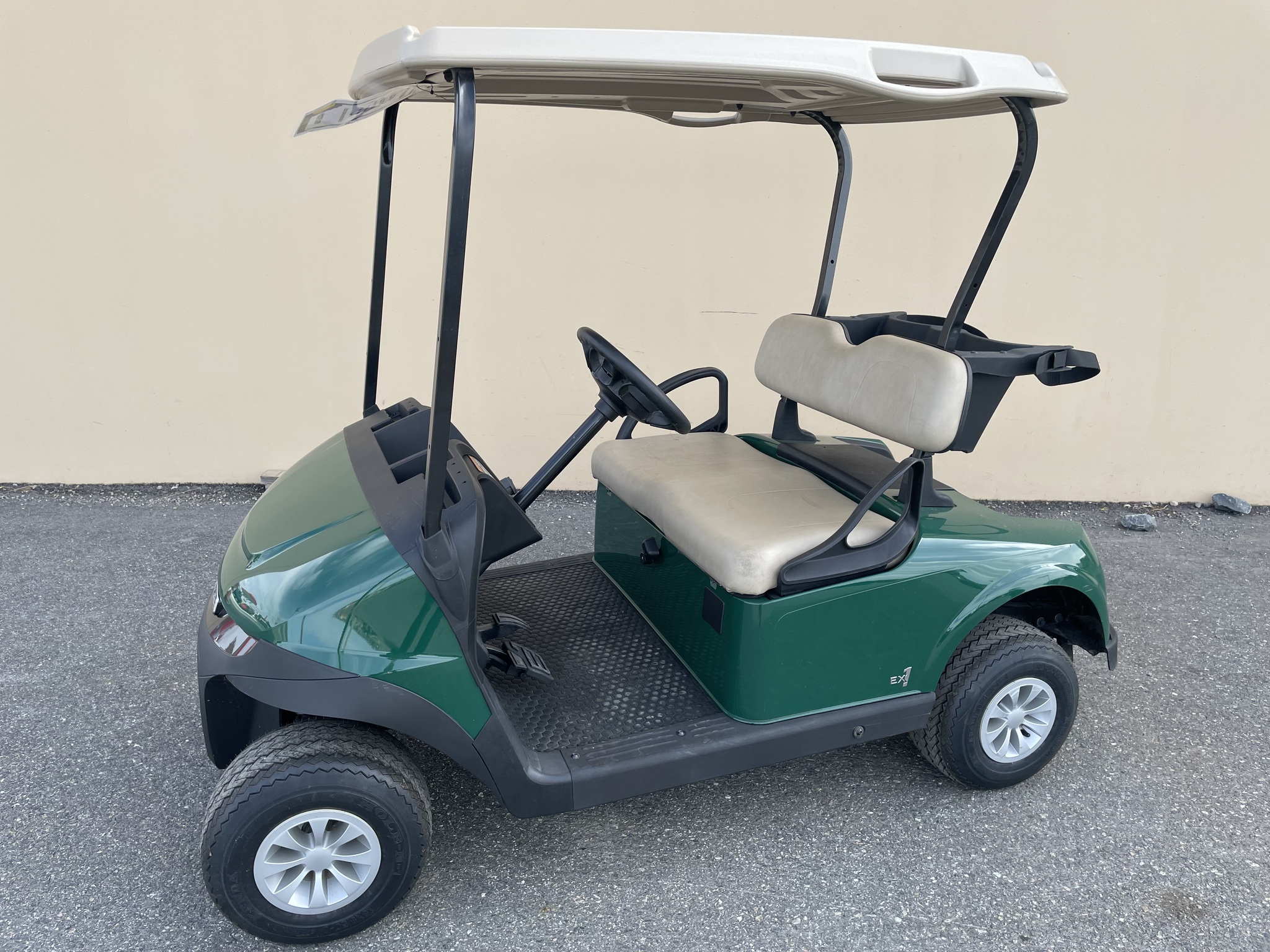 2024 EZ-GO RXV G Image 1