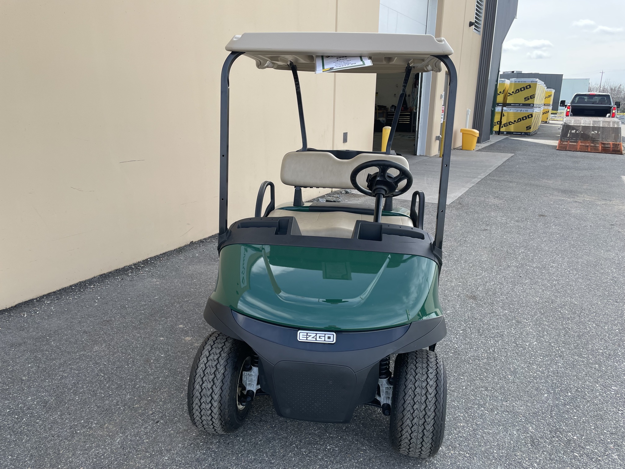 2024 EZ-GO RXV G Image 3