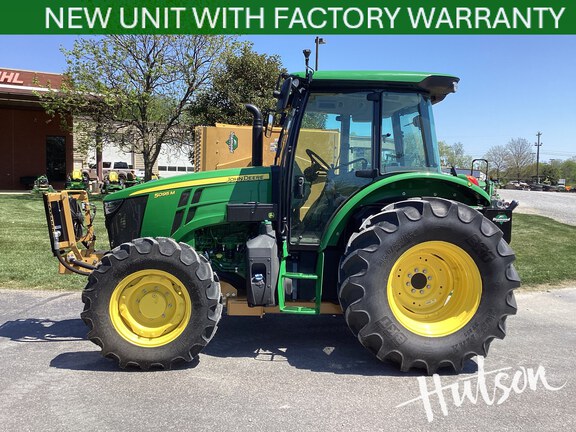 Photo of 2025 John Deere 5095M