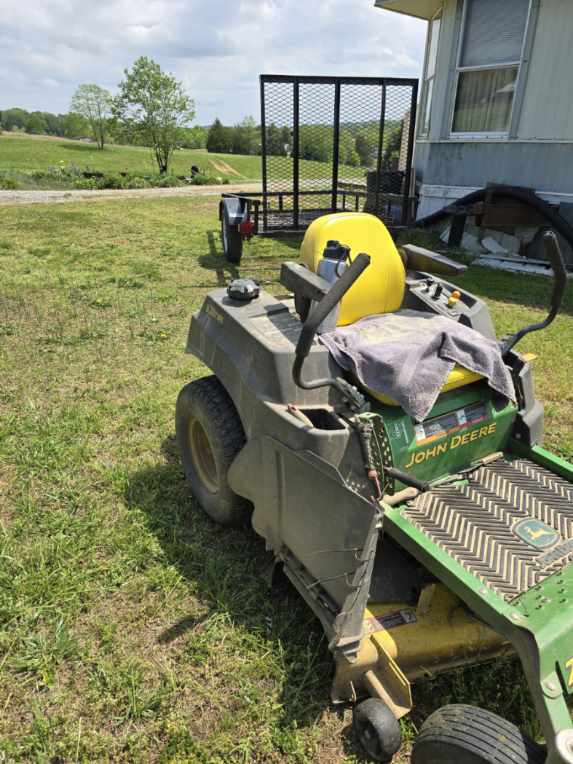 2015 John Deere Z445