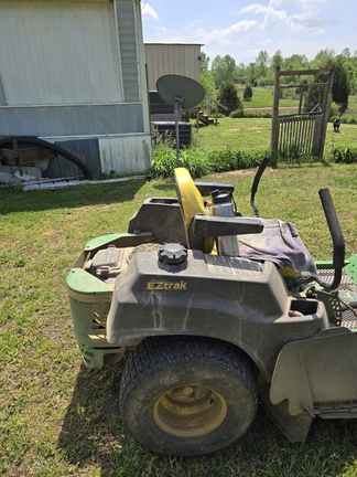 Photo of 2015 John Deere Z445