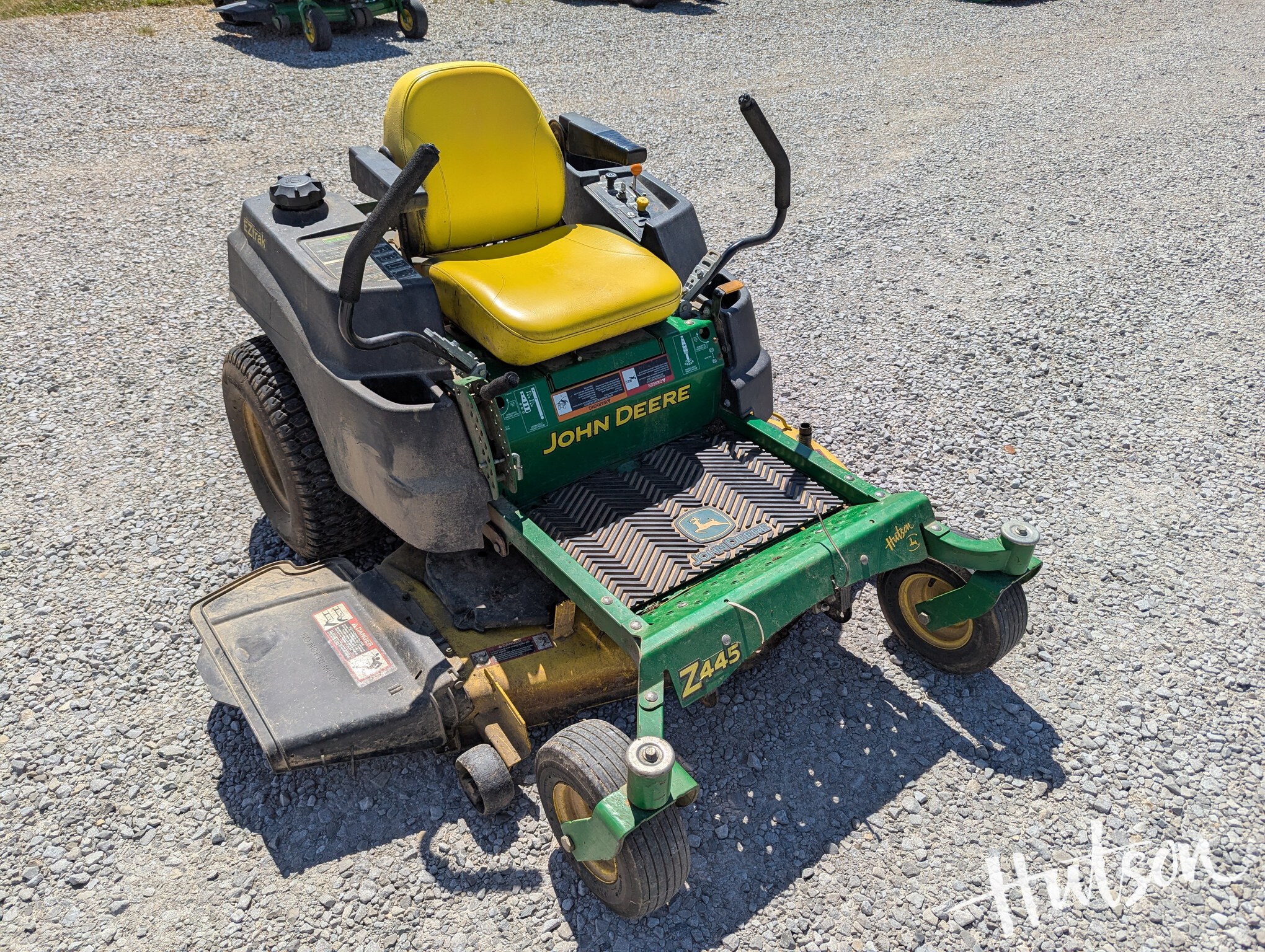 2015 John Deere Z445