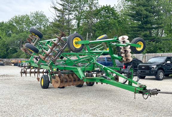 2009 John-Deere 512