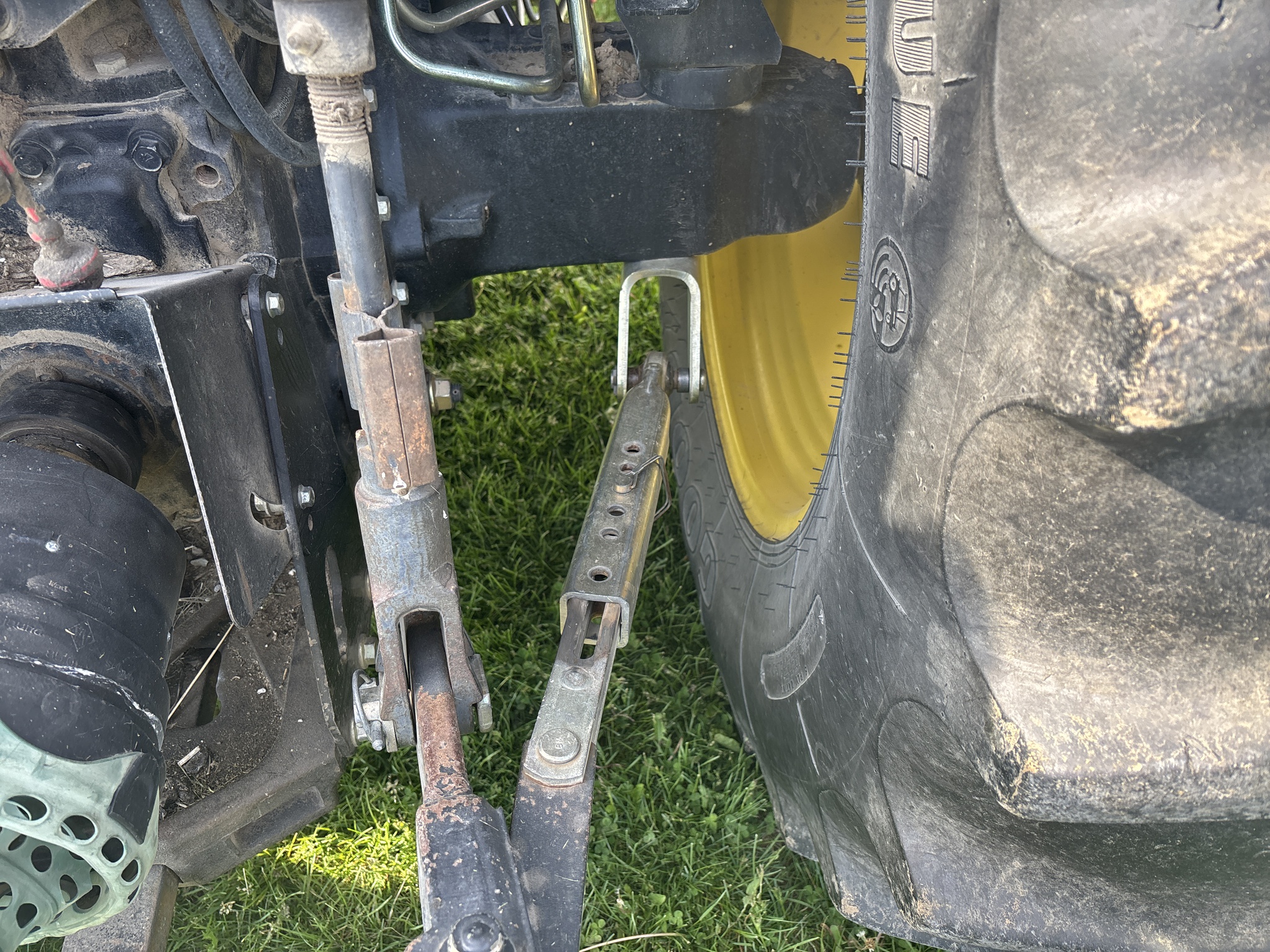 Used 2010 John Deere 5101E Utility Tractors at Koenig Equipment in Franklin, IN - PhotoXL16