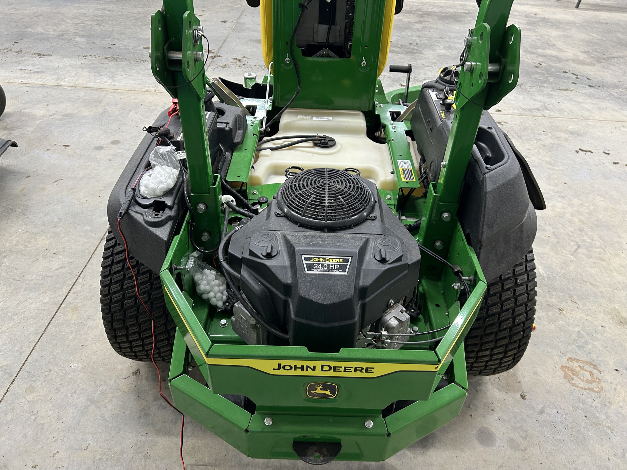  2021 John Deere Z730M at Heritage Tractor in Topeka, KS