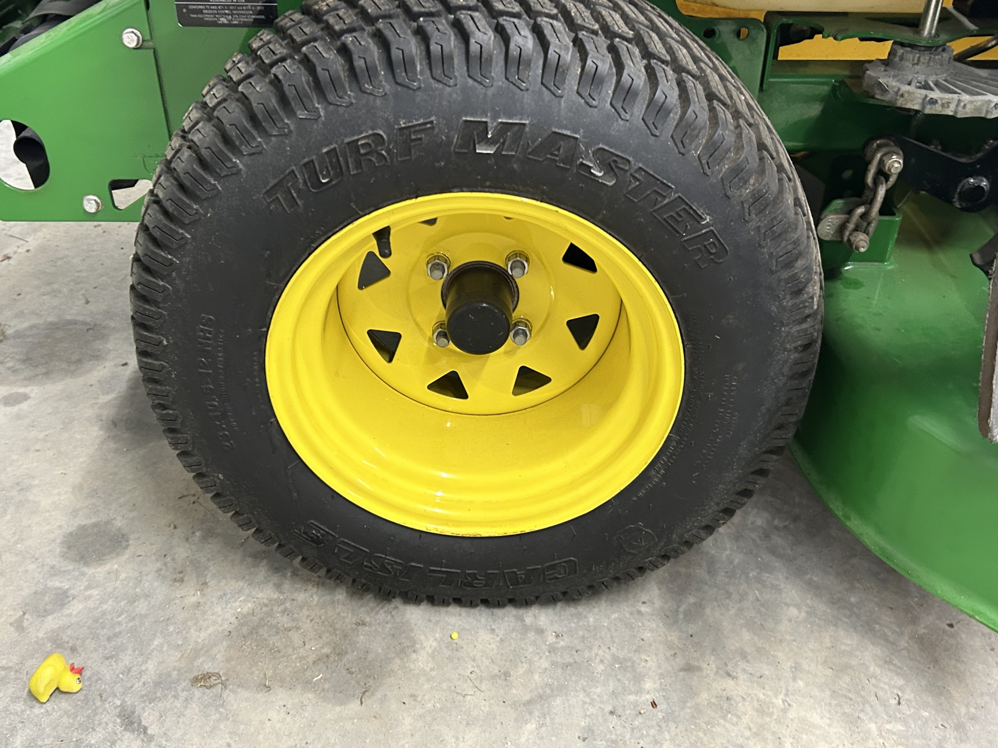  2021 John Deere Z730M at Heritage Tractor in Topeka, KS