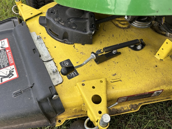 Used 2018 John Deere X350 Lawn & Garden Tractors at Horizon Ag & Turf in Wetaskiwin, AB - Photo11