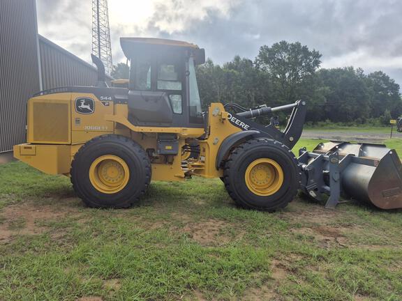 2024 John Deere 544 P