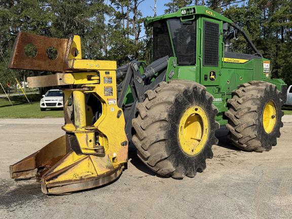 Photo of a 2023 John Deere 643L-II
