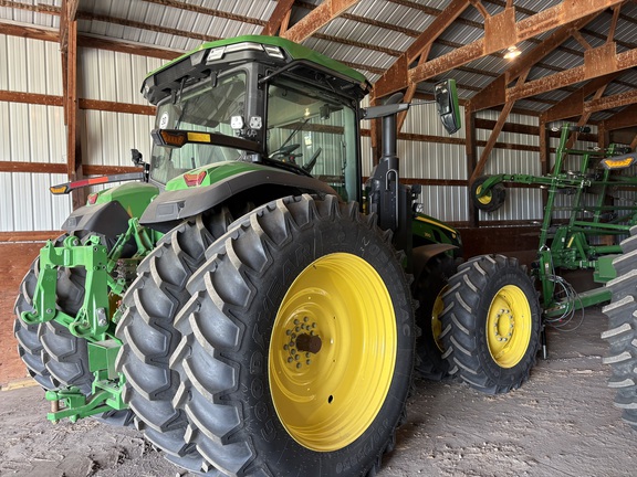 2023 John Deere 8R 250 - Photo2