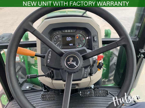 Photo of 2025 John Deere 5090E