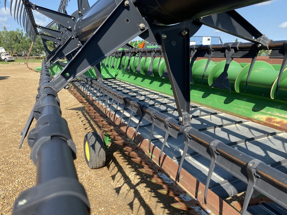 2013 John Deere 635D