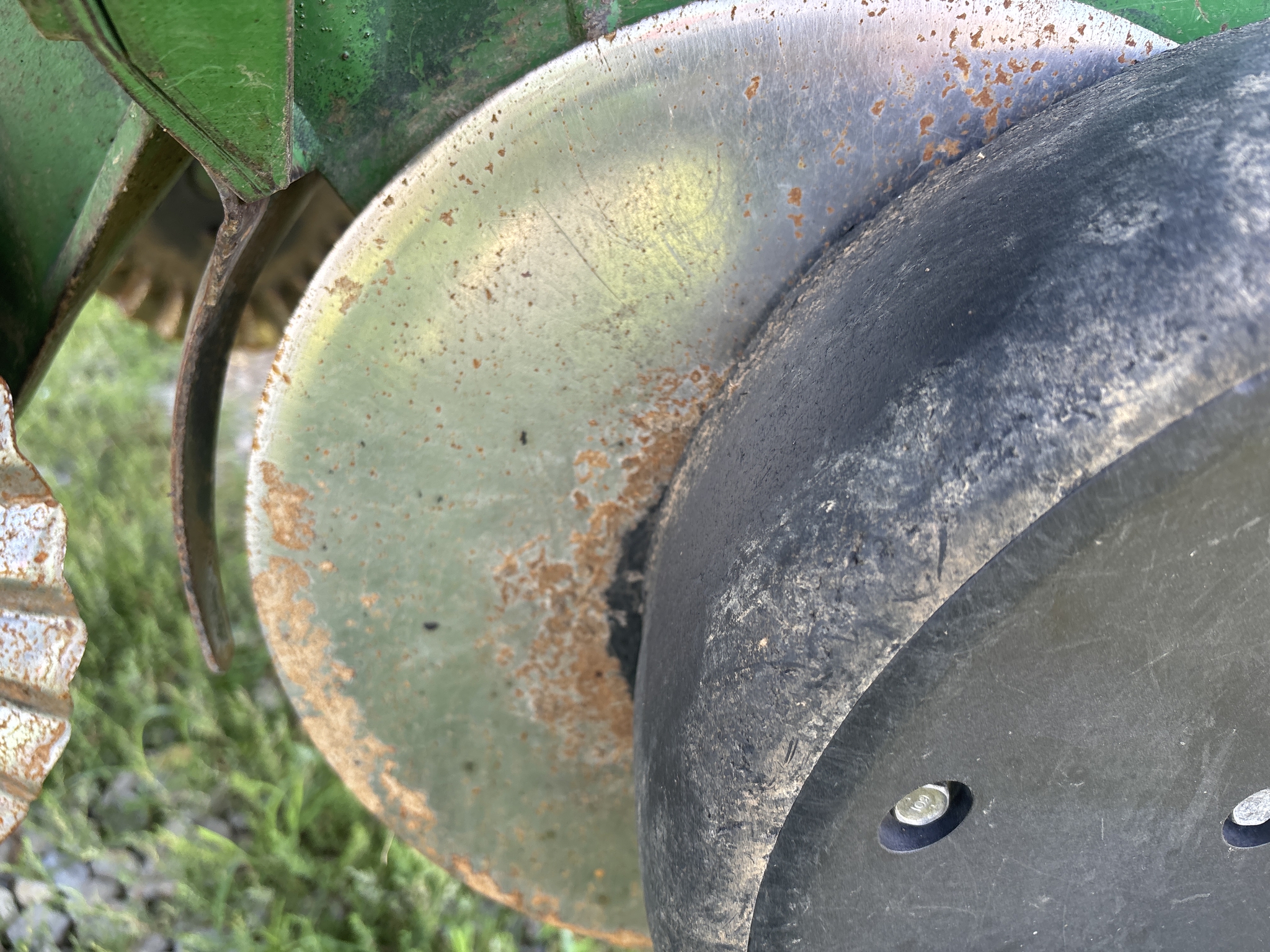Used 2003 John Deere 1790 Planters: Drawn at Koenig Equipment in Greenville, OH - PhotoXL8