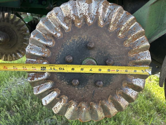 Used 2003 John Deere 1790 Planters: Drawn at Koenig Equipment in Greenville, OH - Photo10