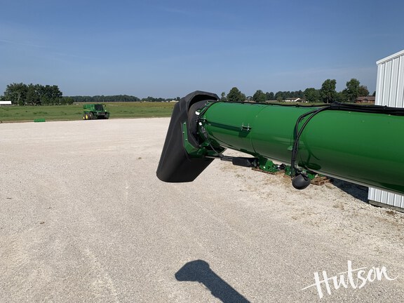 Photo of 2019 John Deere S780
