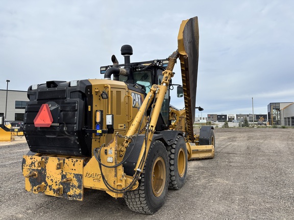 2021 Caterpillar 150AWD