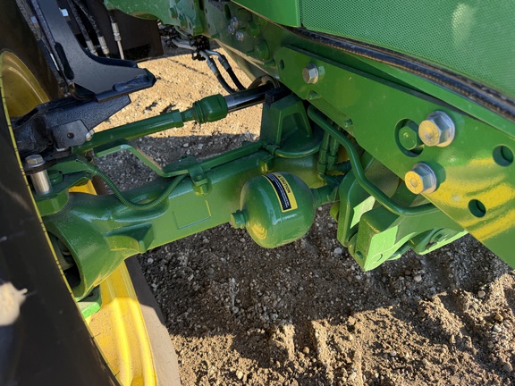 2025 John Deere 6R 155 - Photo13