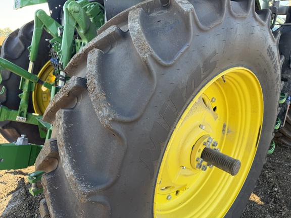 2025 John Deere 6R 155 - Photo15