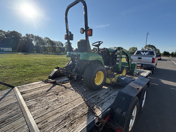 Used 2004 John Deere 2210 Compact Utility Tractors at Koenig Equipment in Knightstown, IN - Photo4
