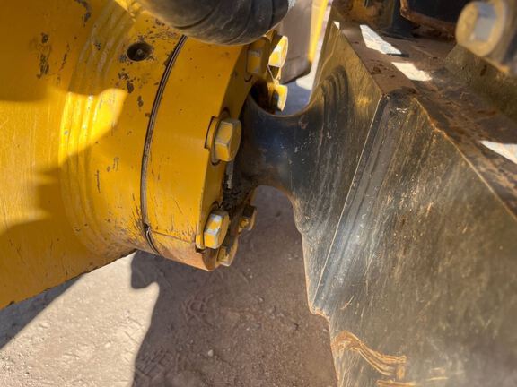 2023 John Deere 850L