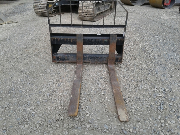 0 John Deere FORKS