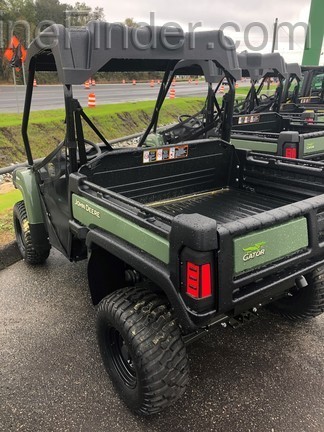 2020 John Deere XUV825E-S2 Image 2
