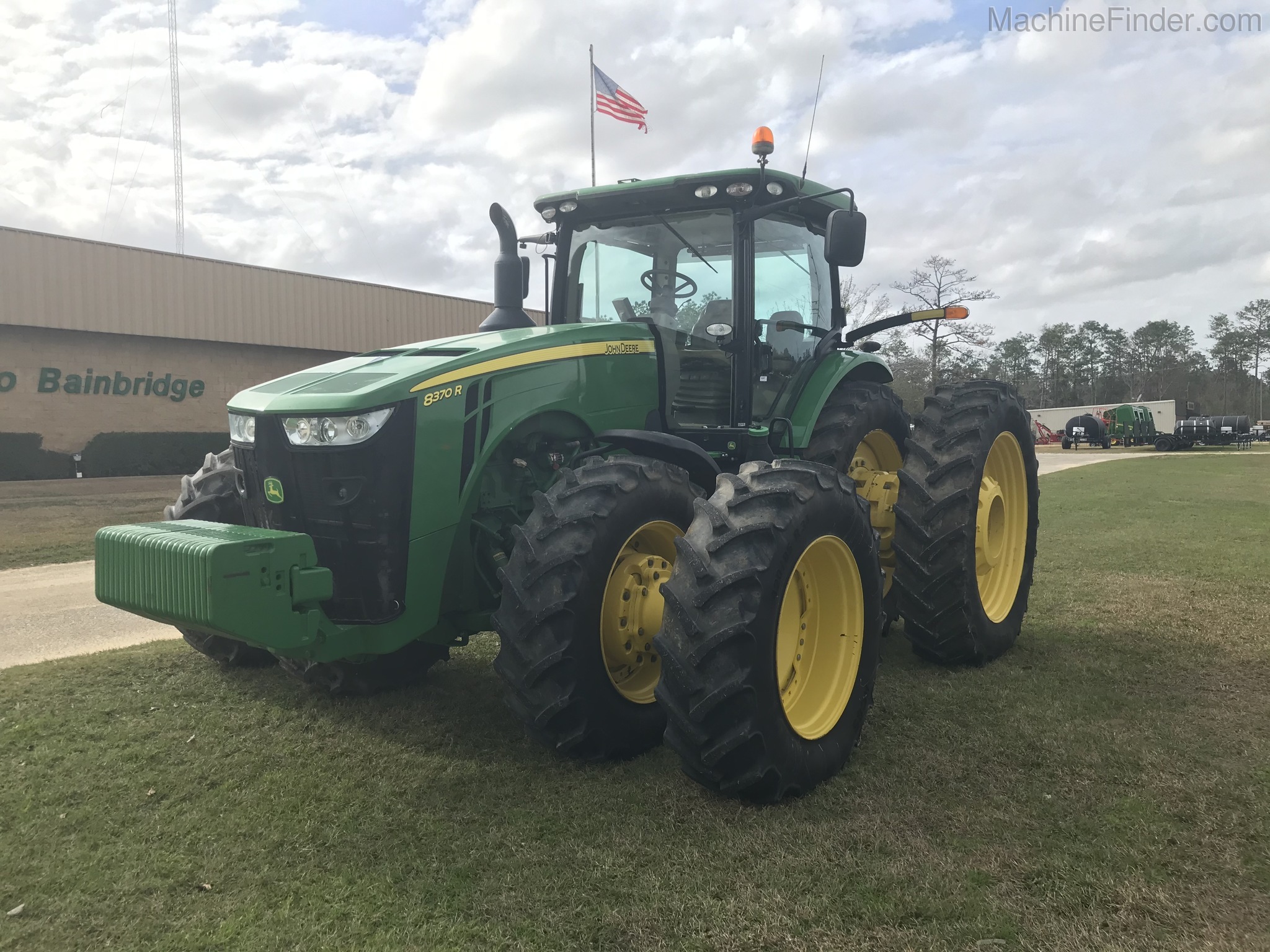 2017 John Deere 8370R Image 5