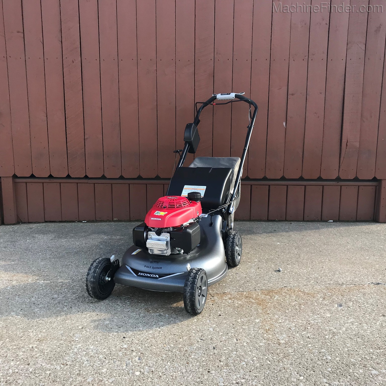 2019 Honda HRR2110VLA Image 1