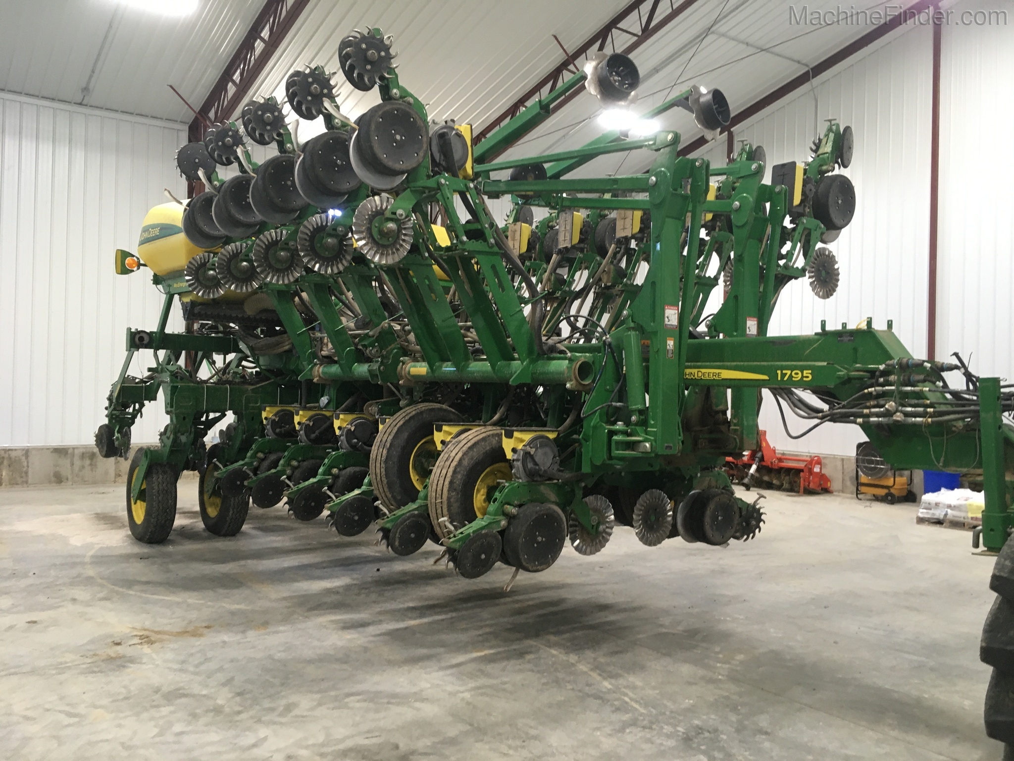 2016 John Deere 1795 Image 3