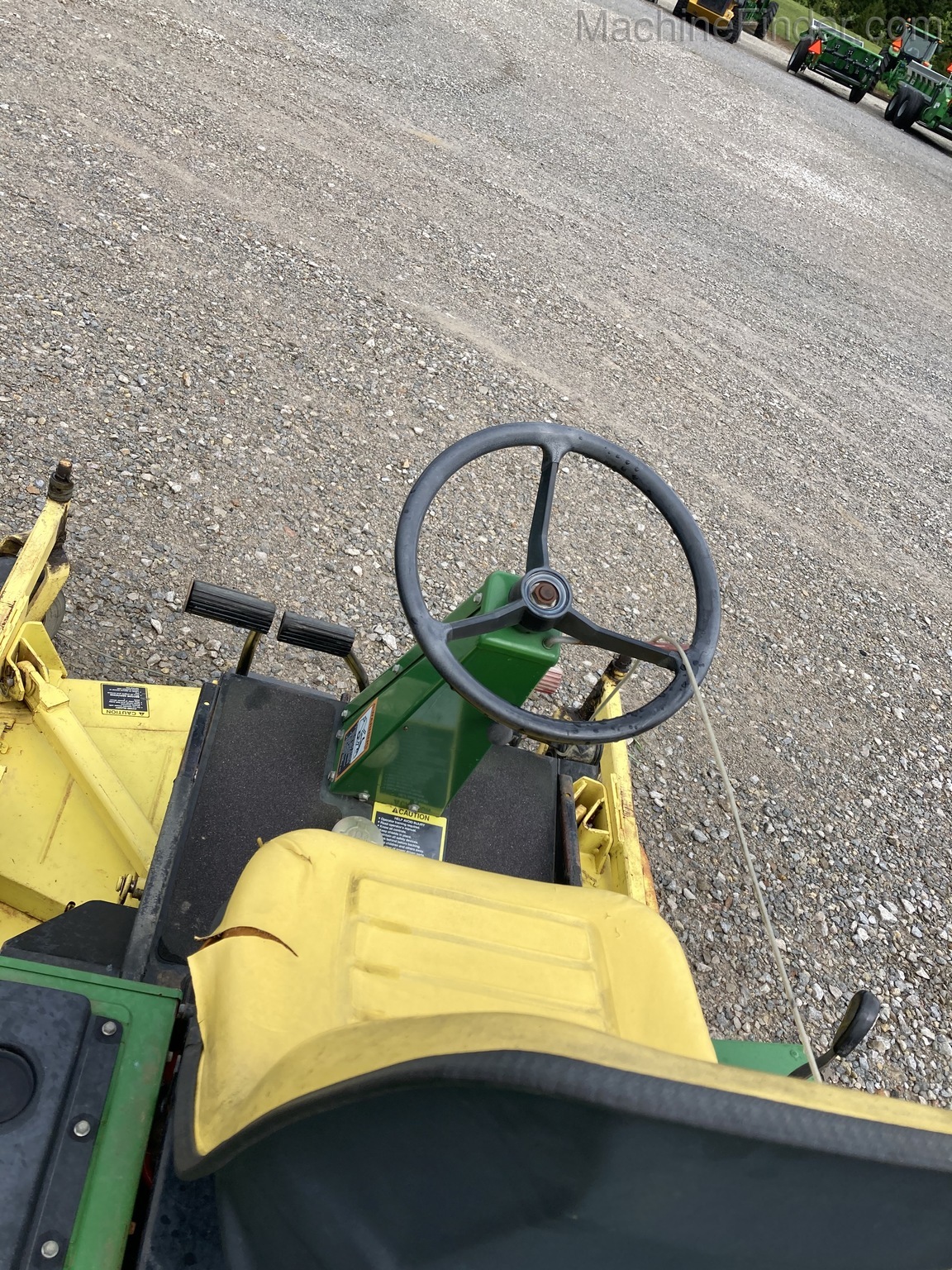 1986 John Deere F915 Image 5