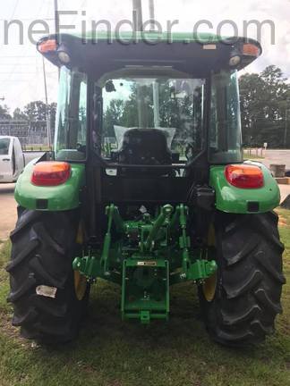 2020 John Deere 5075E Image 3