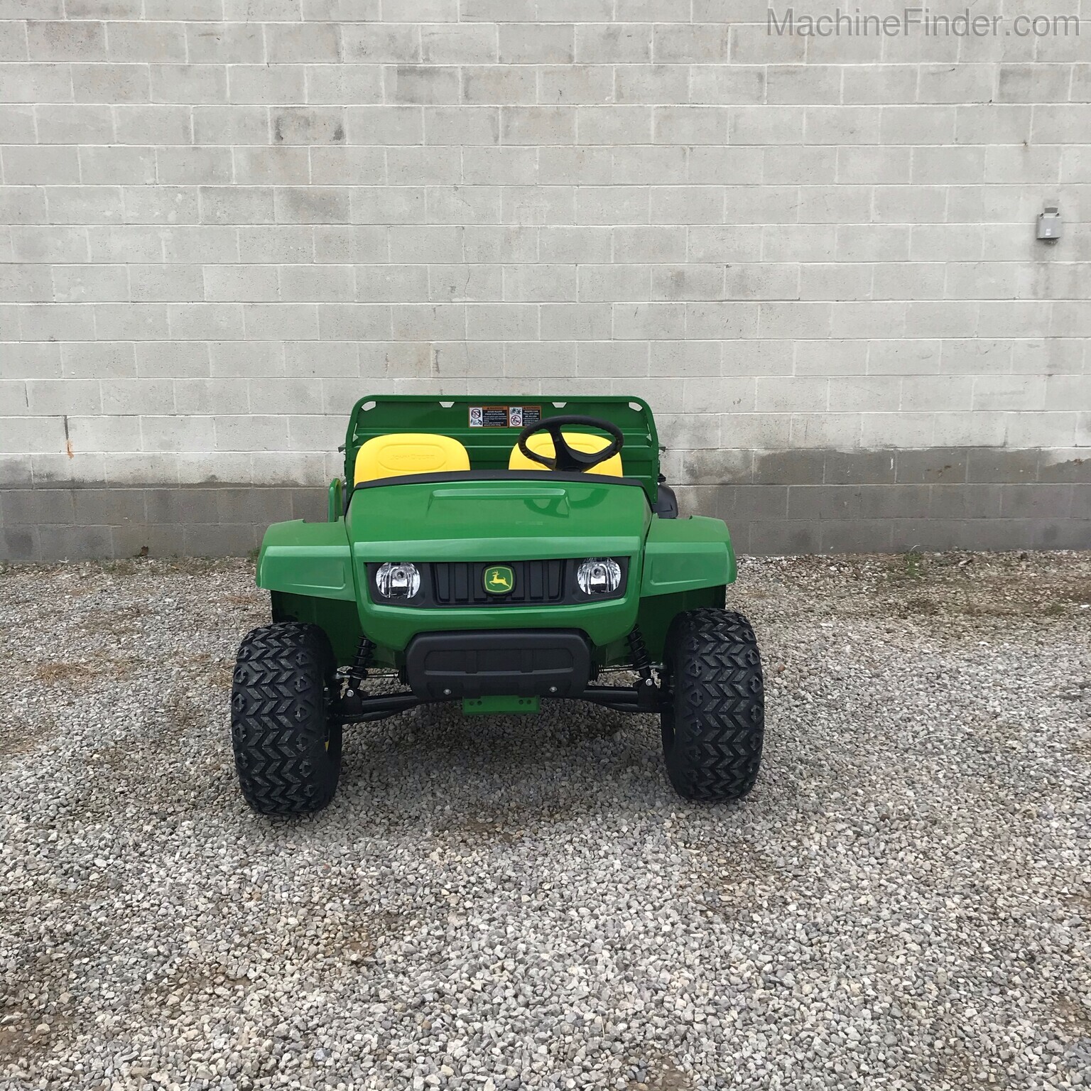 2021 John Deere TS 4X2 Image 2