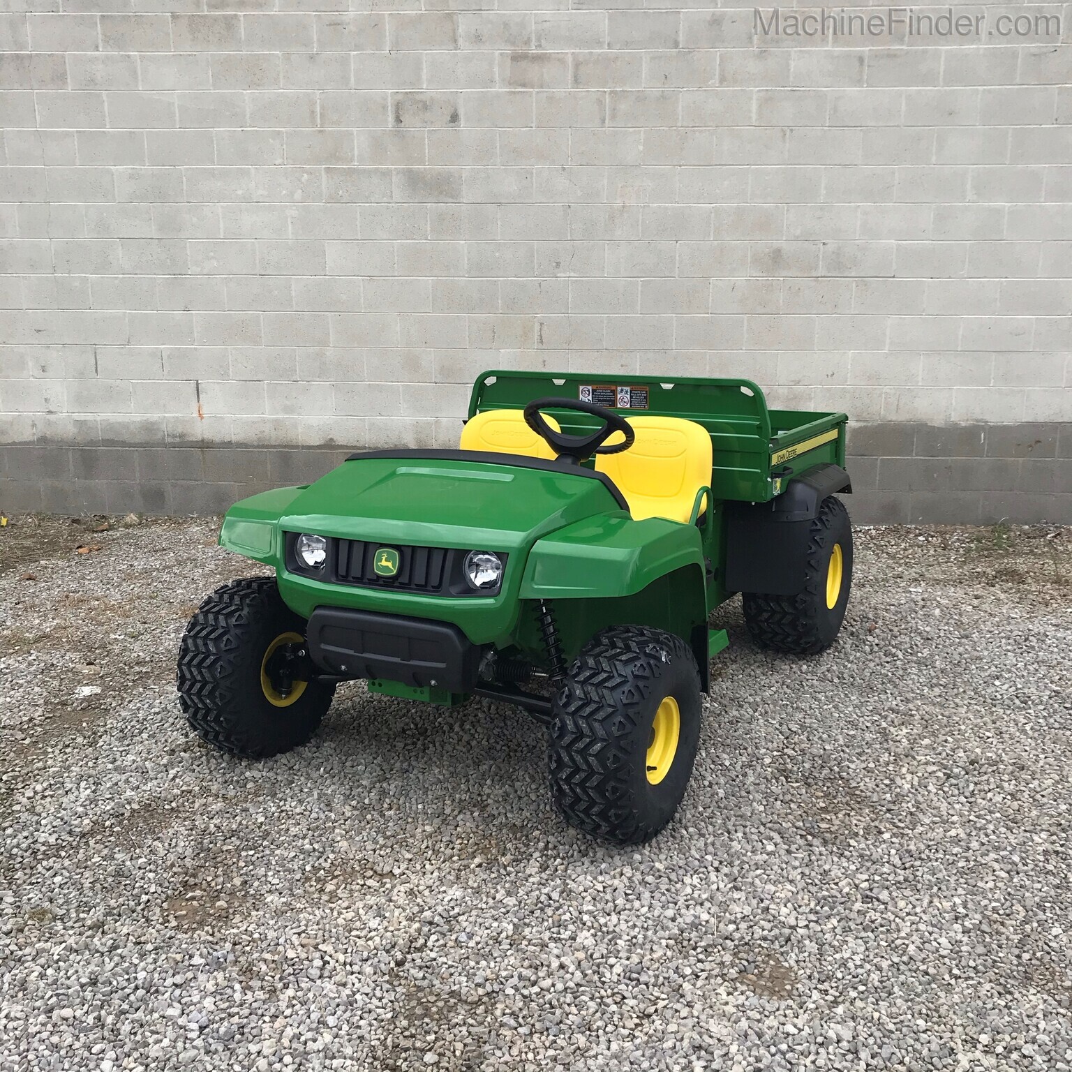 2021 John Deere TS 4X2 Image 1