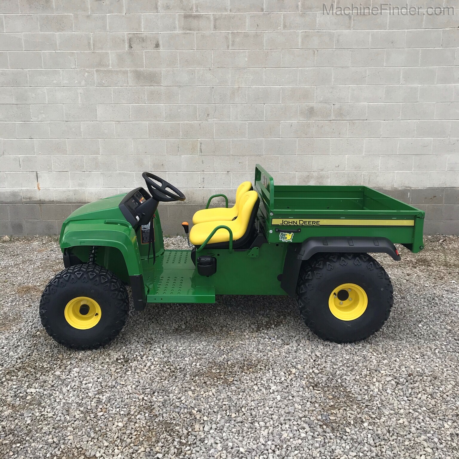 2021 John Deere TS 4X2 Image 4