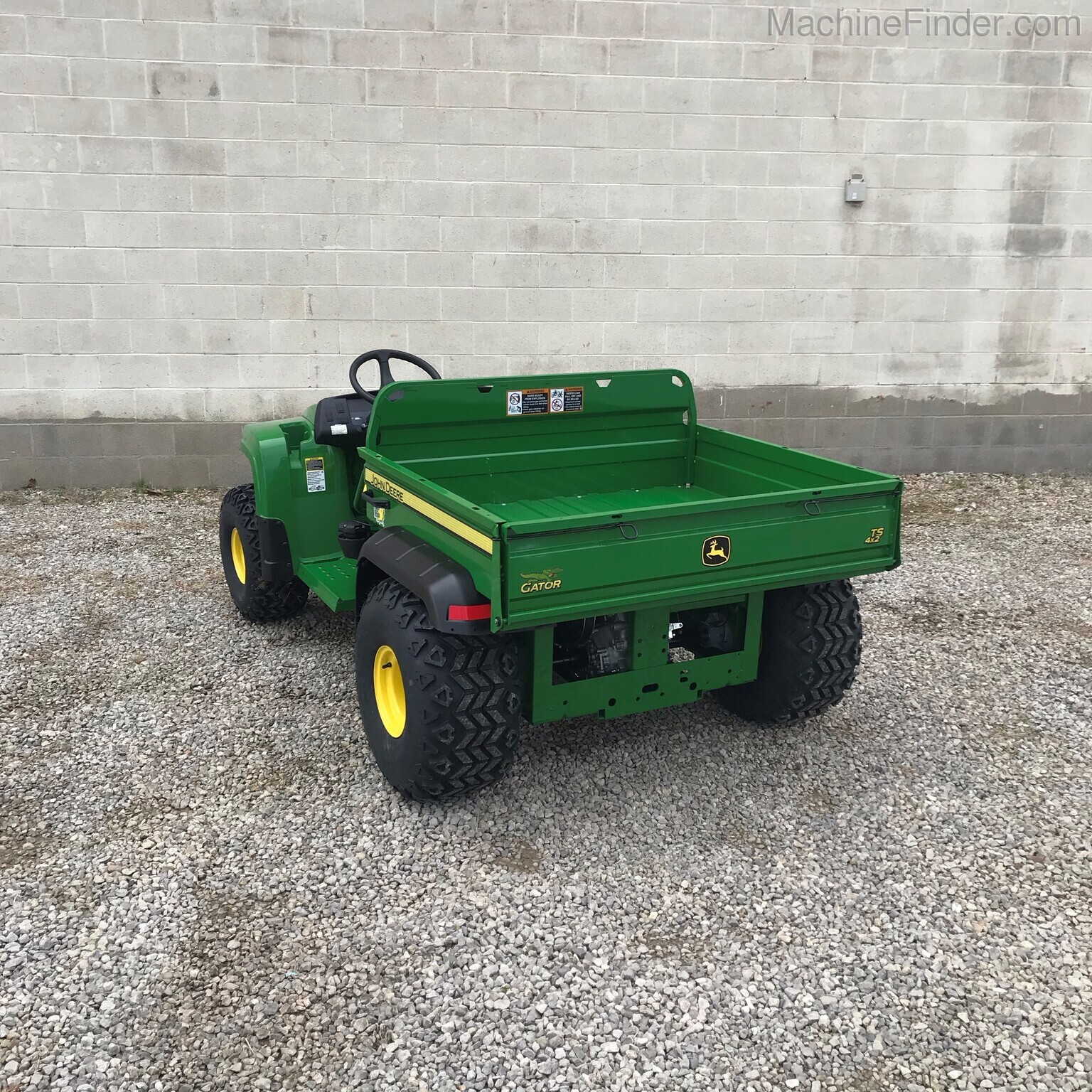 2021 John Deere TS 4X2 Image 6