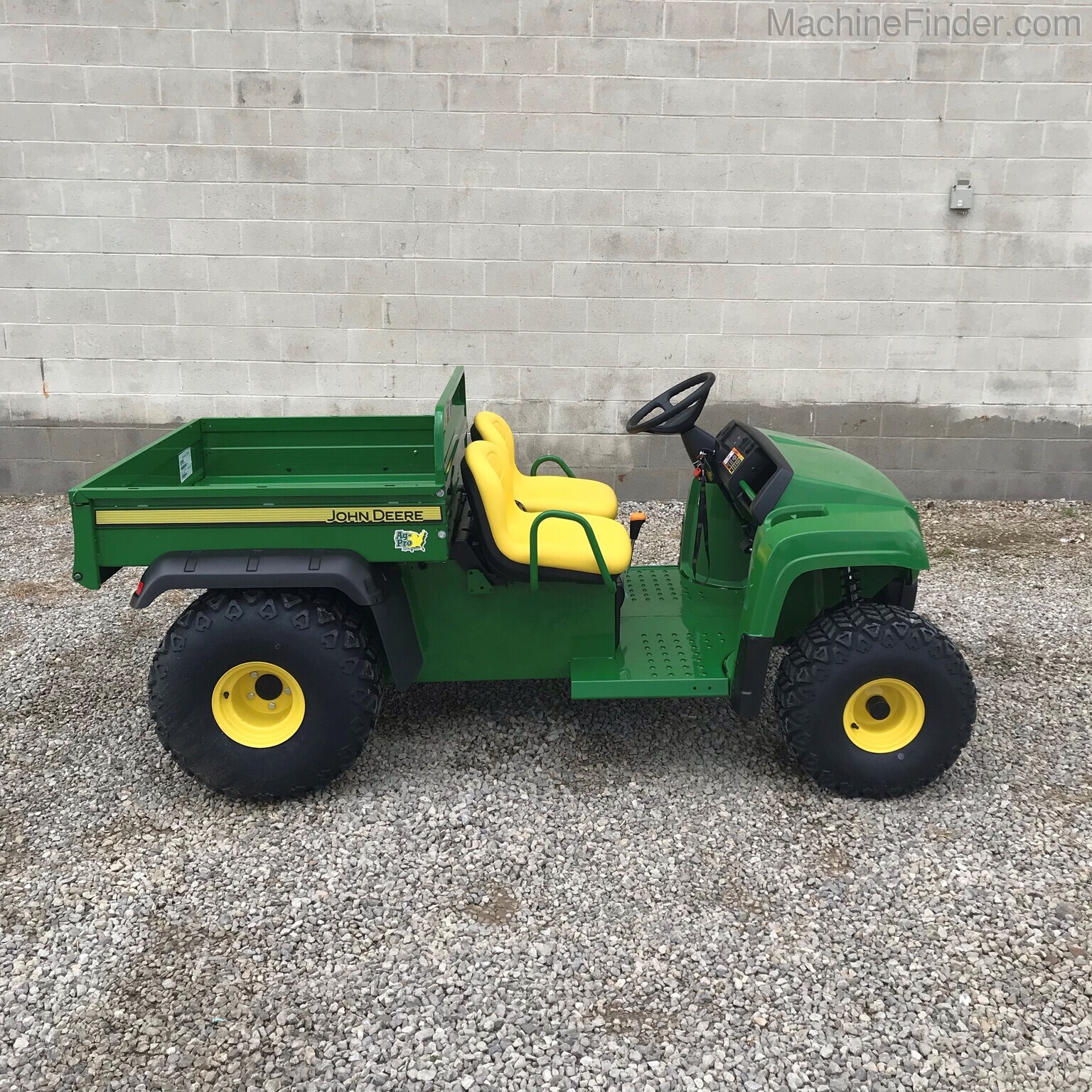 2021 John Deere TS 4X2 Image 5