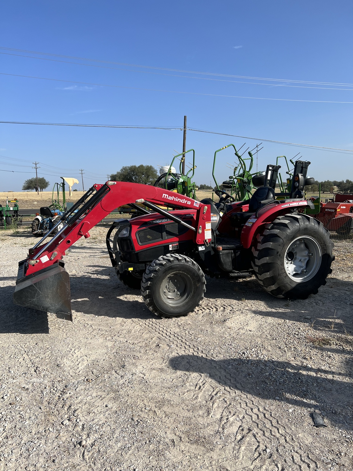 2015 Mahindra 3540 Image 1