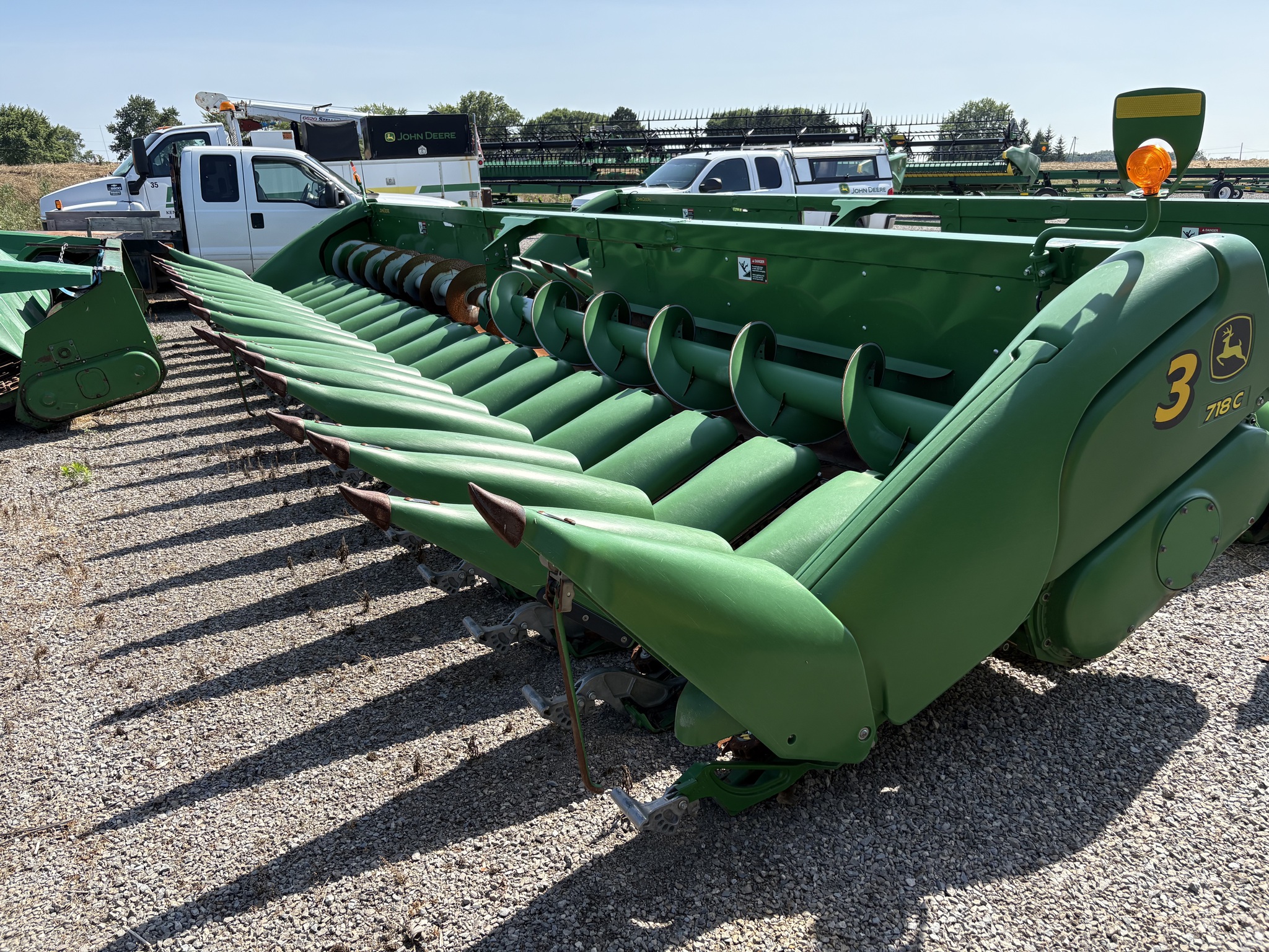 2019 John Deere 718C Image 1