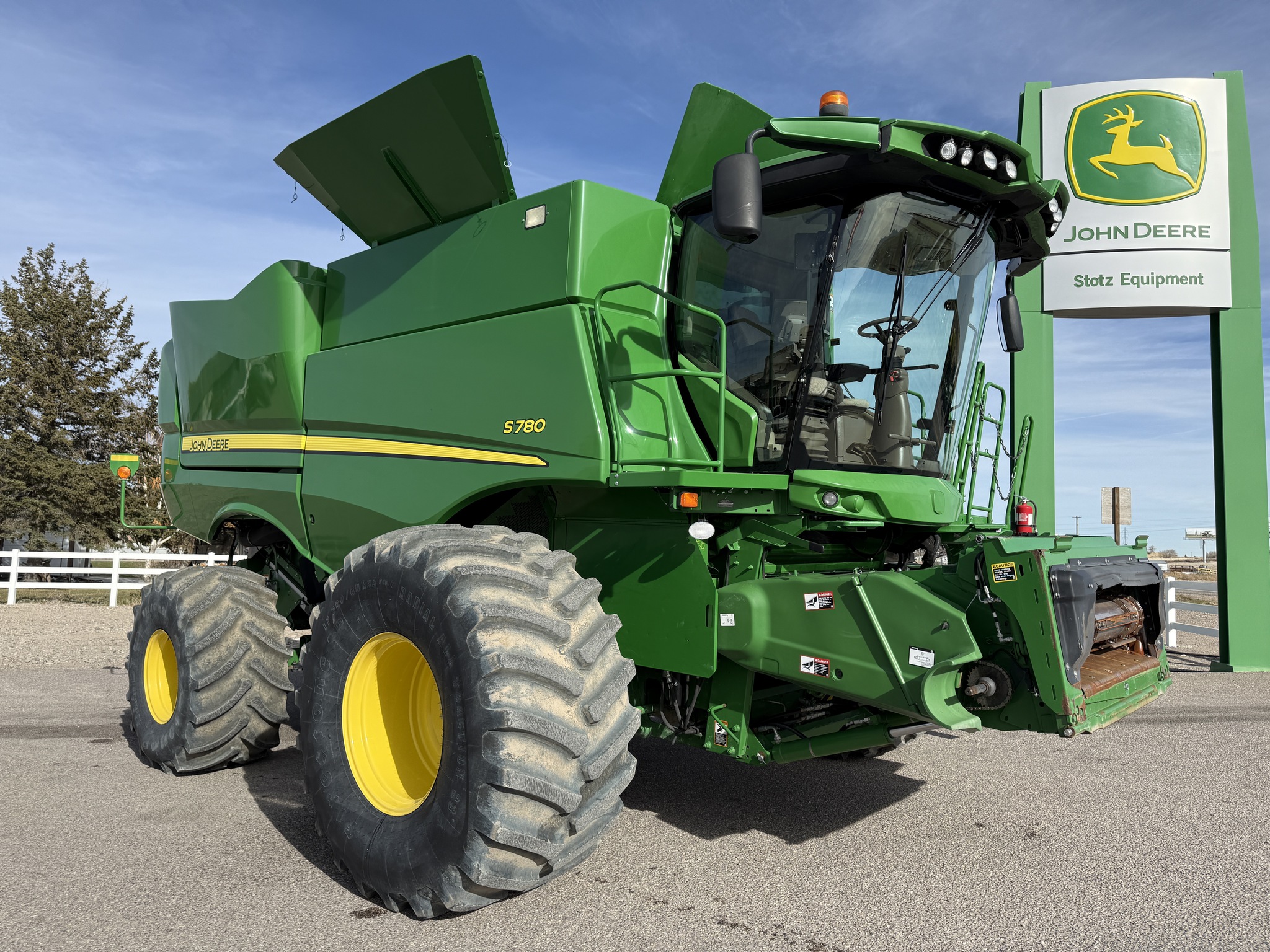2019 John Deere S780 Image 7