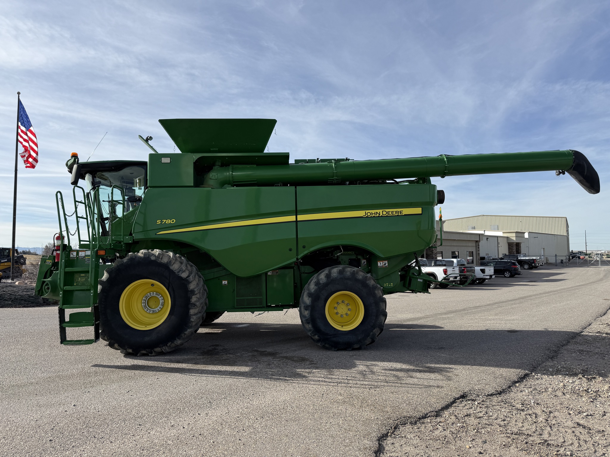 2019 John Deere S780 Image 2
